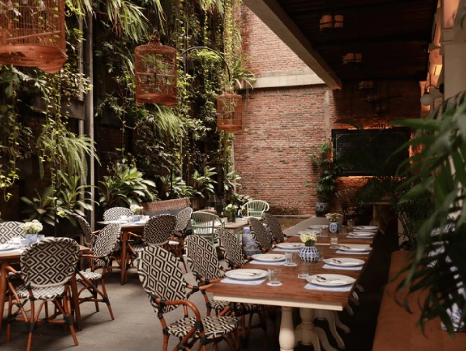 Outdoor Venues & Patios